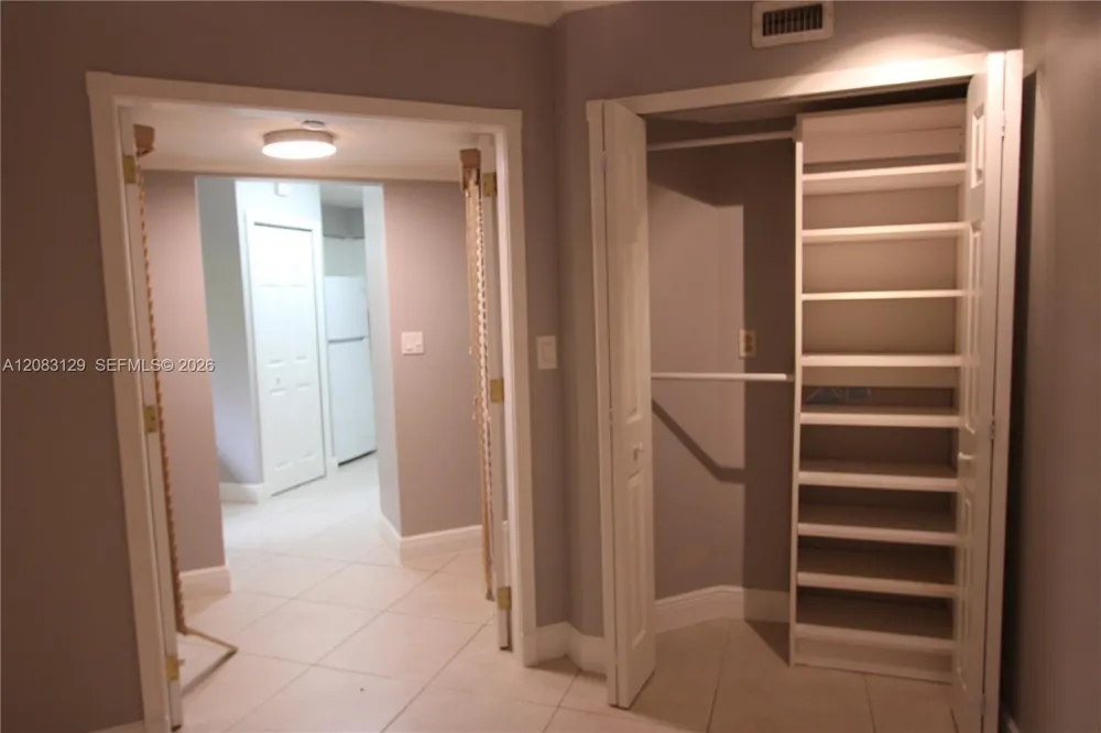 15495 Miami Lakeway N #104-4 Miami Lakes, FL 33014