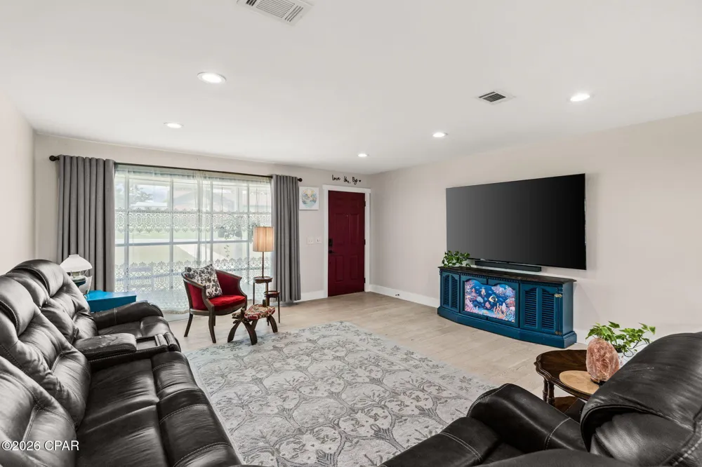 7516 Chipewa Street Panama City, FL 32404
