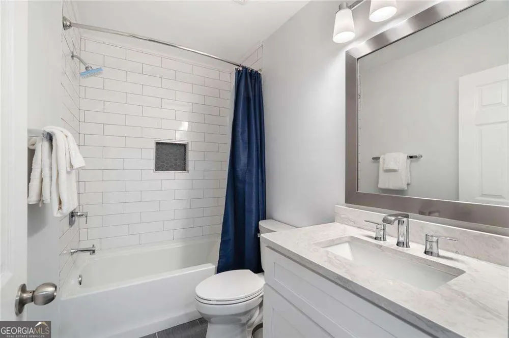 3063 Thornbury TRCE Atlanta, GA 30360
