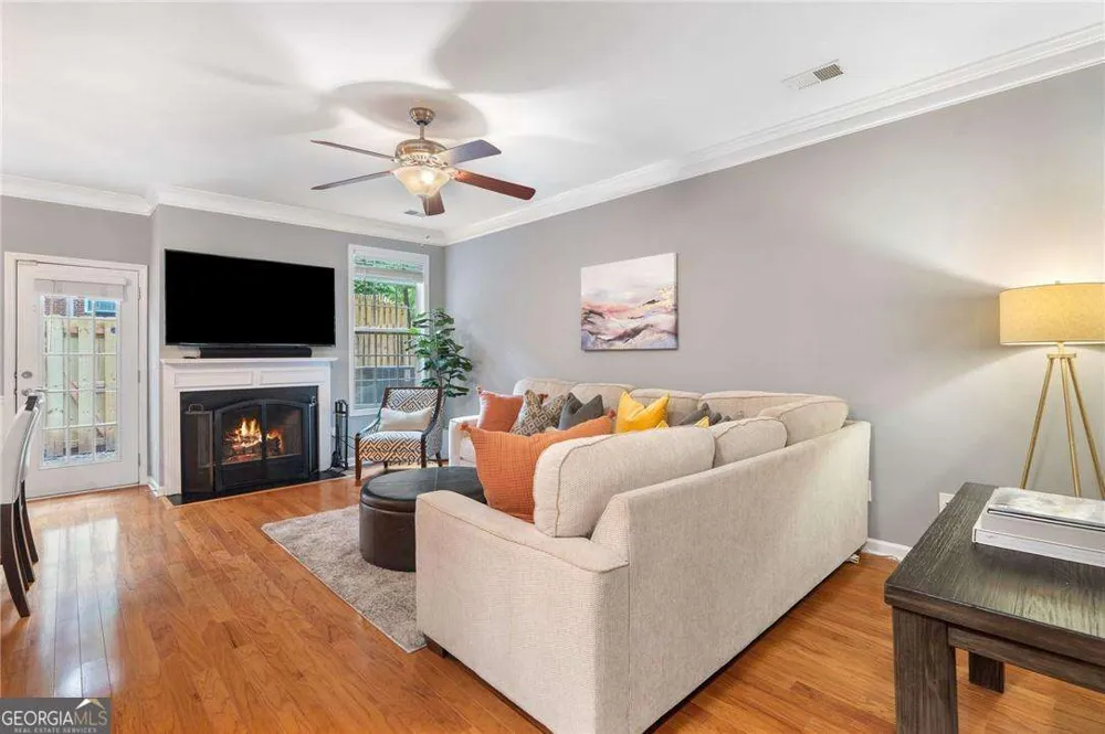 3063 Thornbury TRCE Atlanta, GA 30360