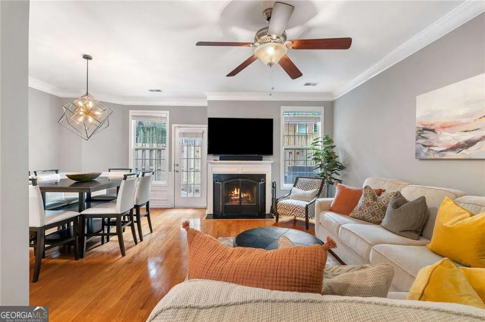 3063 Thornbury TRCE Atlanta, GA 30360