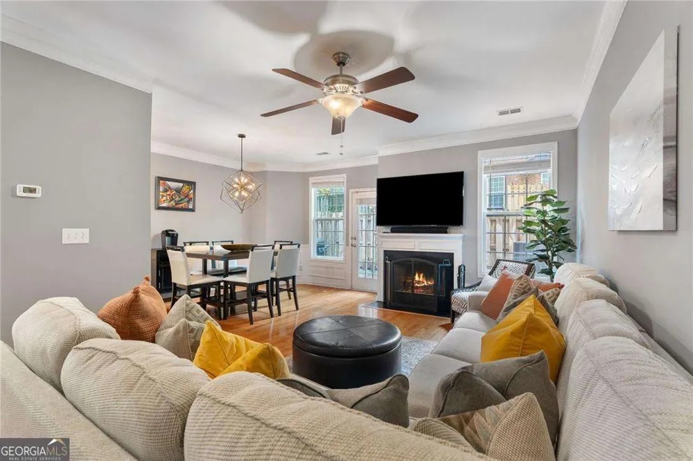 3063 Thornbury TRCE Atlanta, GA 30360