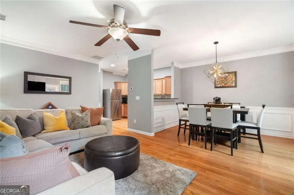 3063 Thornbury TRCE Atlanta, GA 30360