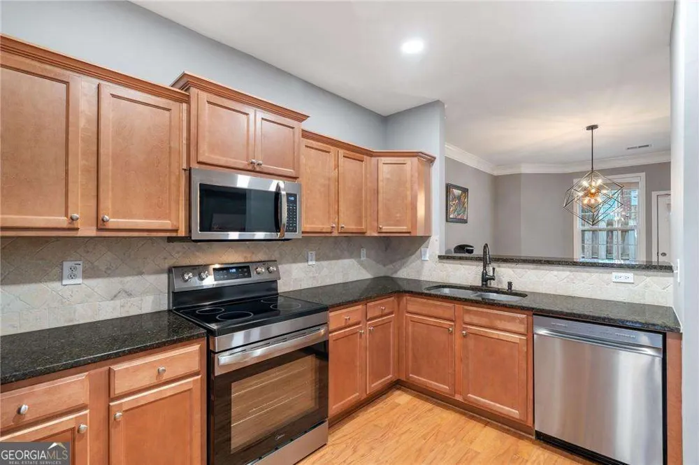 3063 Thornbury TRCE Atlanta, GA 30360