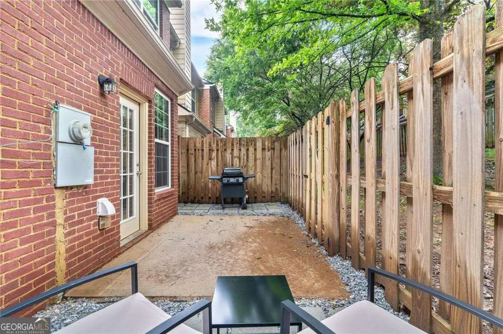 3063 Thornbury TRCE Atlanta, GA 30360