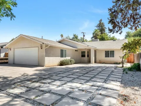 413 S Villa Avenue