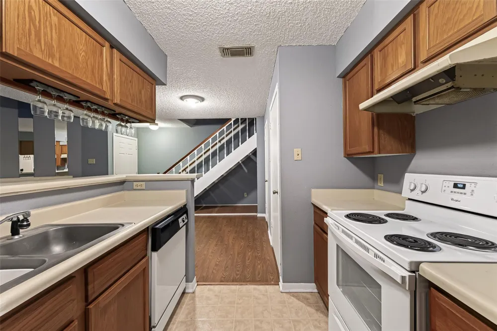 3600 Jeanetta Street #2305 Houston, TX 77063