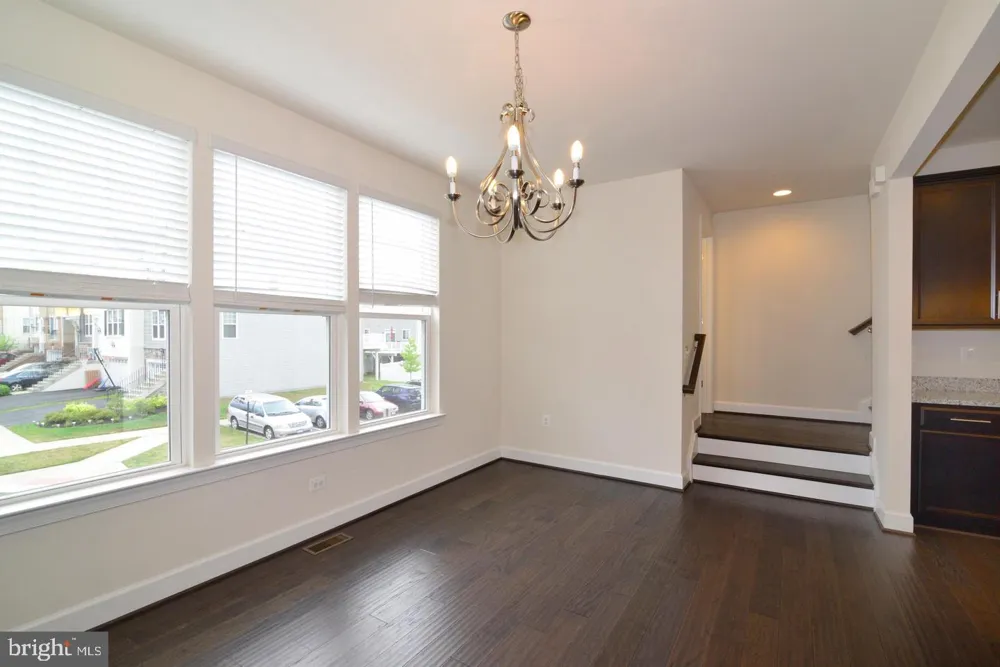 10684 VIEWMONT LANE Manassas, VA 20112