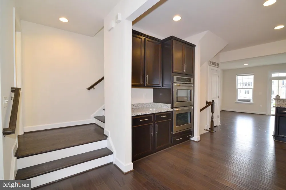 10684 VIEWMONT LANE Manassas, VA 20112