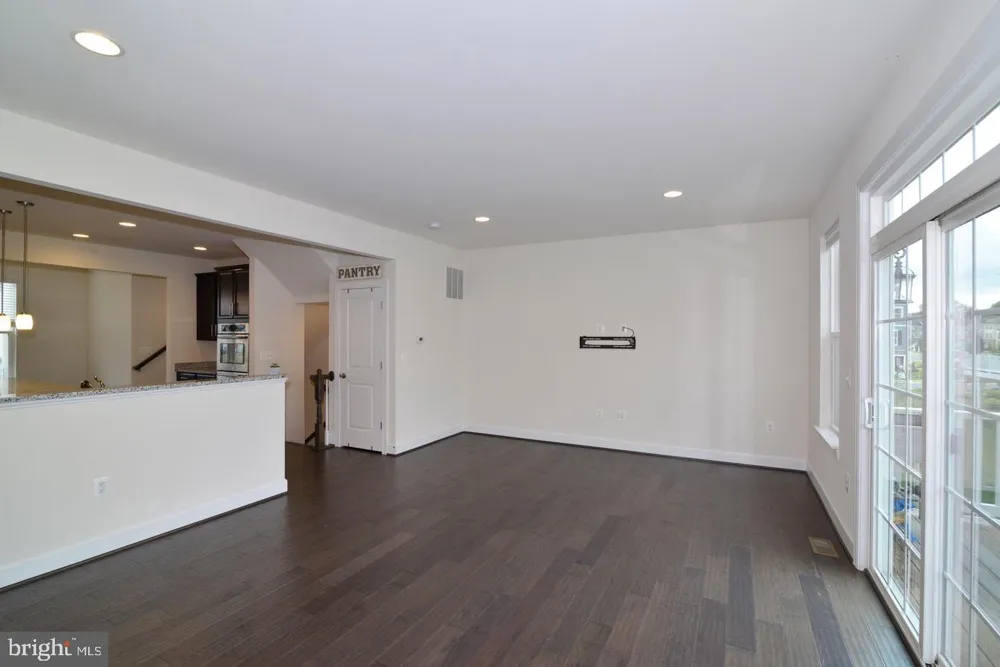 10684 VIEWMONT LANE Manassas, VA 20112