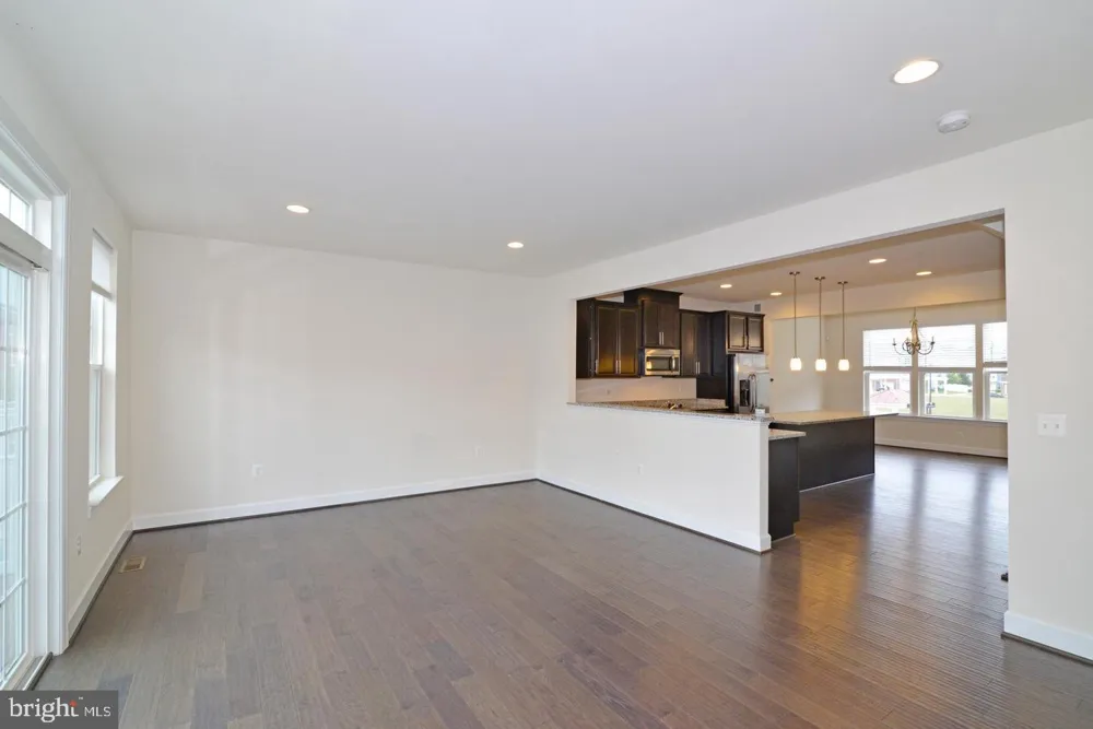 10684 VIEWMONT LANE Manassas, VA 20112