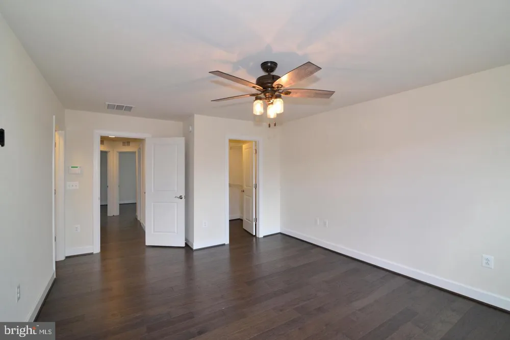 10684 VIEWMONT LANE Manassas, VA 20112