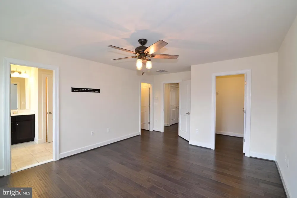 10684 VIEWMONT LANE Manassas, VA 20112