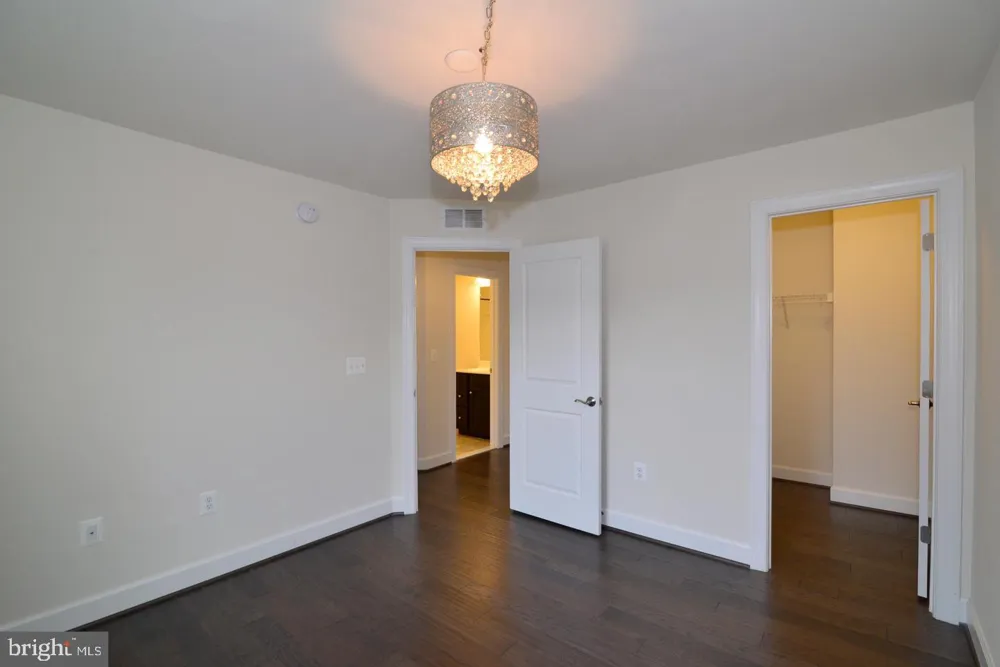 10684 VIEWMONT LANE Manassas, VA 20112