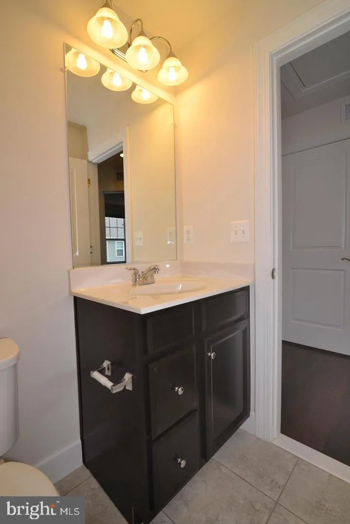 10684 VIEWMONT LANE Manassas, VA 20112