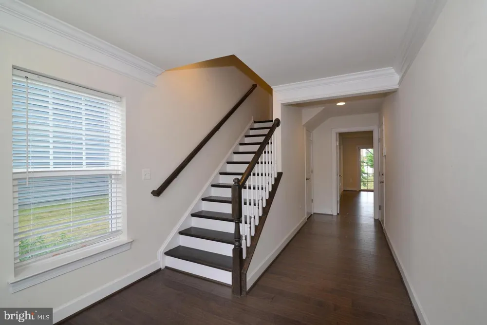 10684 VIEWMONT LANE Manassas, VA 20112