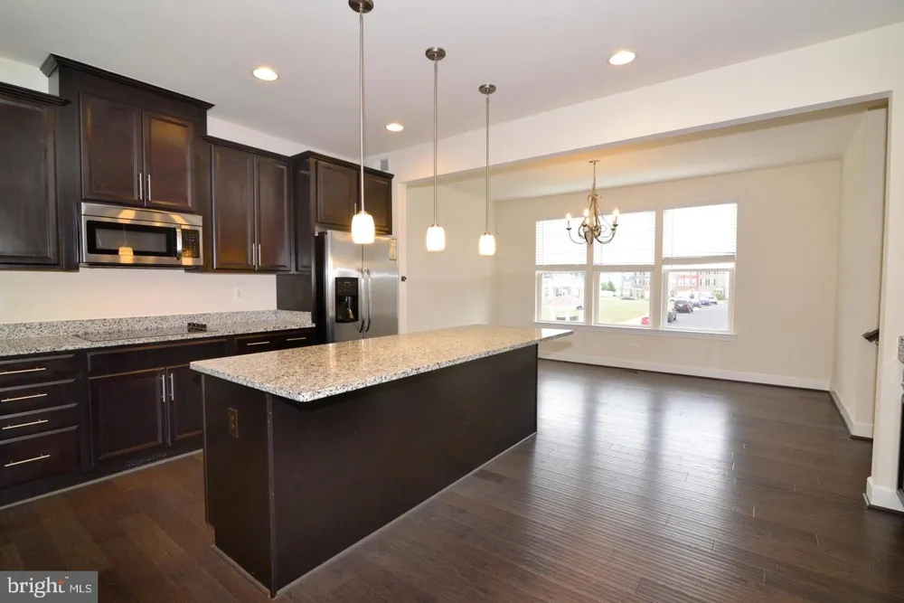 10684 VIEWMONT LANE Manassas, VA 20112