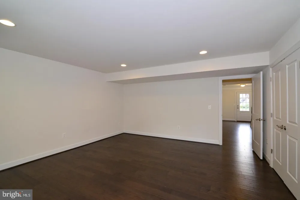 10684 VIEWMONT LANE Manassas, VA 20112
