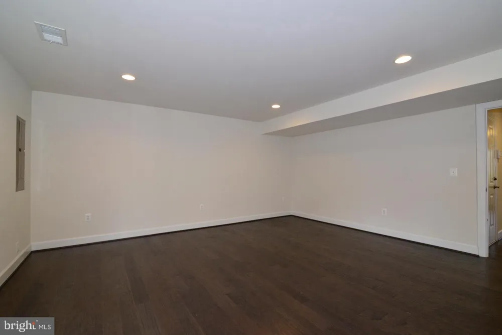 10684 VIEWMONT LANE Manassas, VA 20112