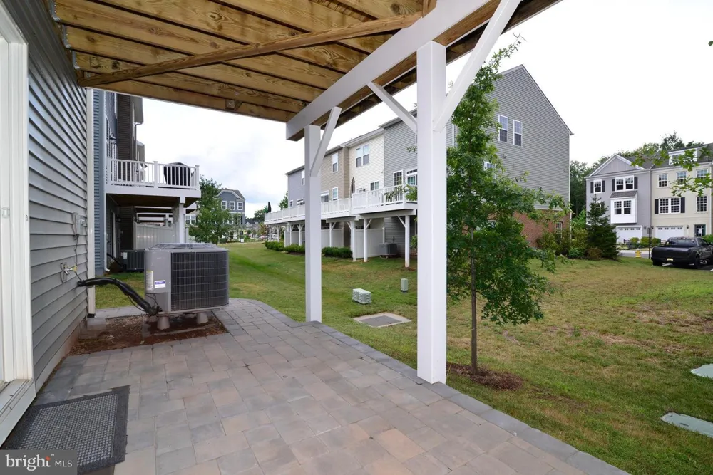 10684 VIEWMONT LANE Manassas, VA 20112