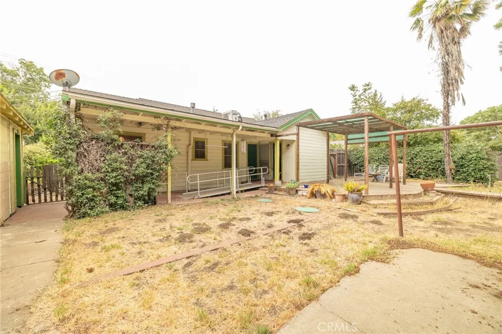 910 W 12th Avenue Chico, CA 95926
