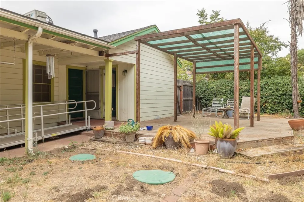 910 W 12th Avenue Chico, CA 95926