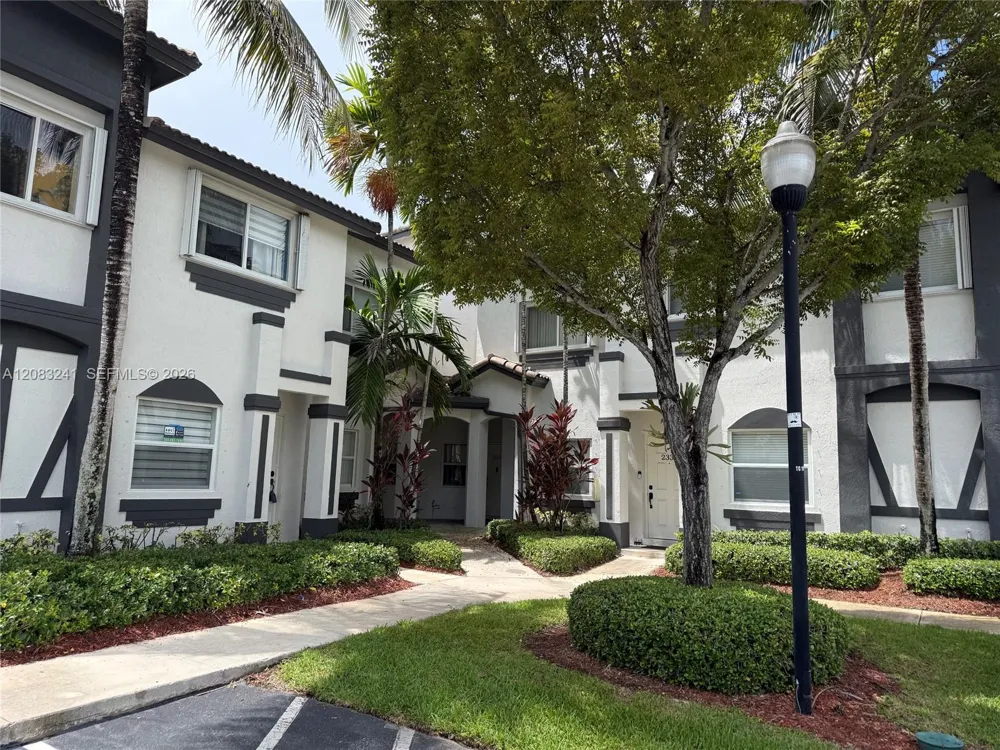 2324 SE 23rd Rd #2324 Homestead, FL 33035
