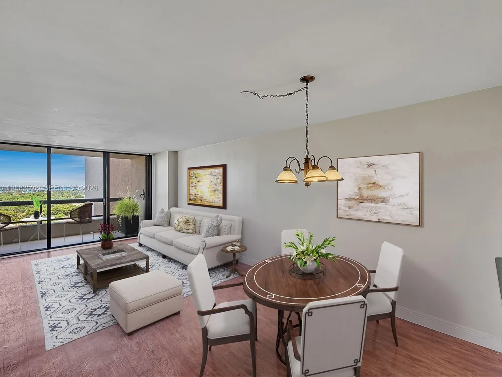 2555 Collins Ave #1604 Miami Beach, FL 33140