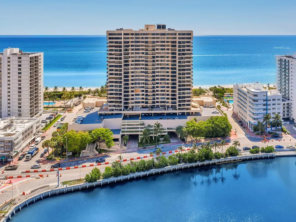 2555 Collins Ave #1604 Miami Beach, FL 33140