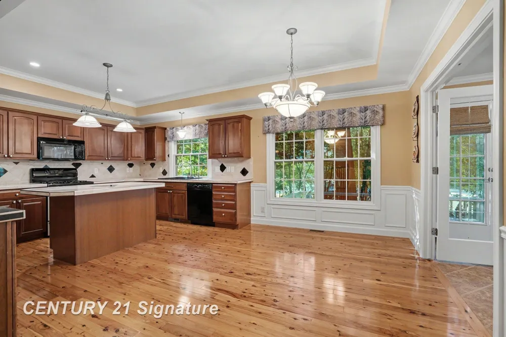7407 Rock Hollow Ln Lane Midland City, MI 48642