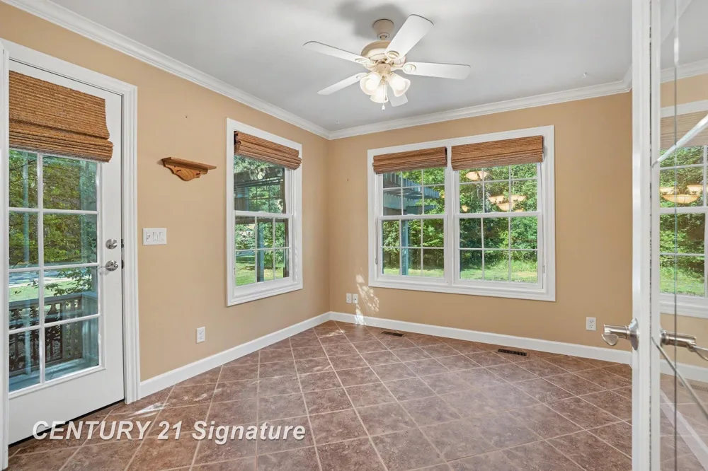 7407 Rock Hollow Ln Lane Midland City, MI 48642