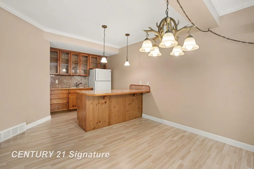 7407 Rock Hollow Ln Lane Midland City, MI 48642