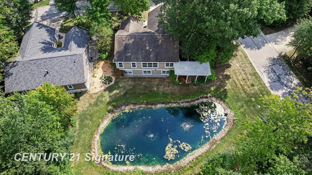 7407 Rock Hollow Ln Lane Midland City, MI 48642