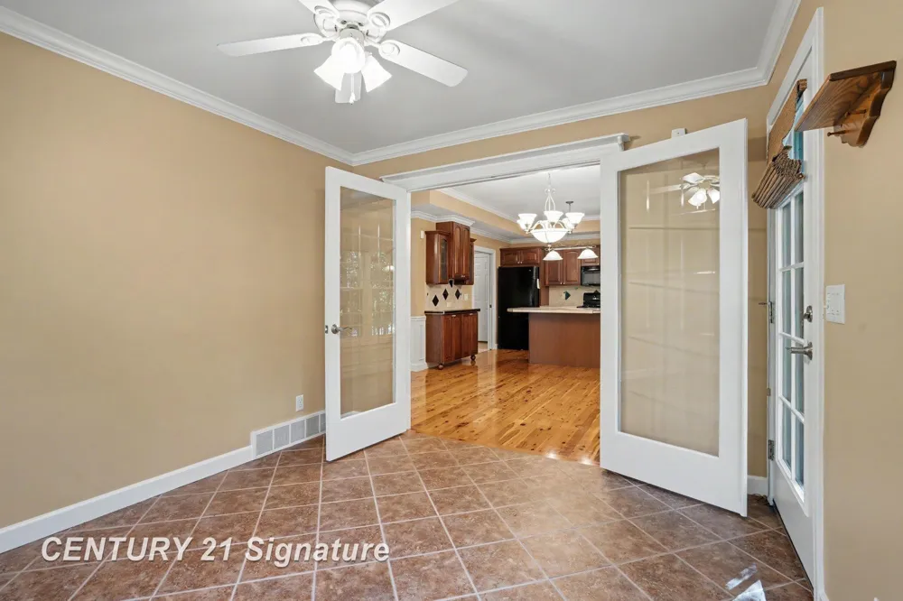 7407 Rock Hollow Ln Lane Midland City, MI 48642