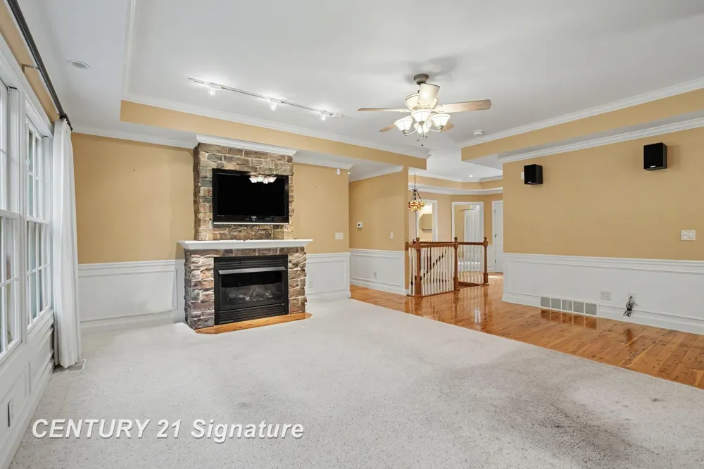 7407 Rock Hollow Ln Lane Midland City, MI 48642