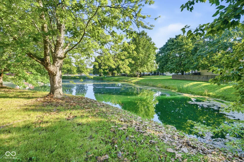 6321 Brush Court Indianapolis, IN 46268