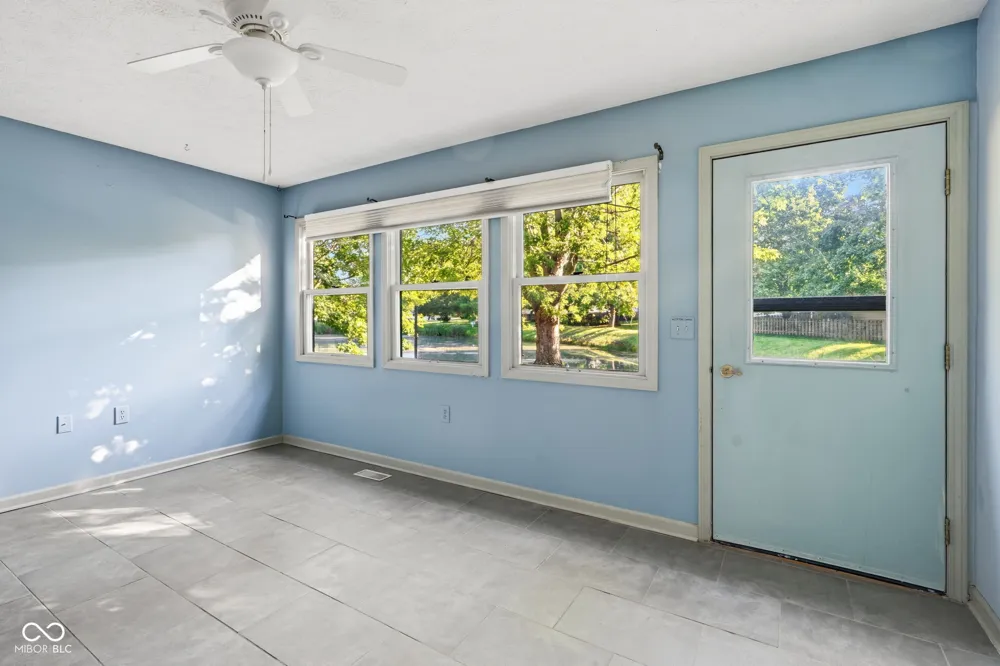 6321 Brush Court Indianapolis, IN 46268