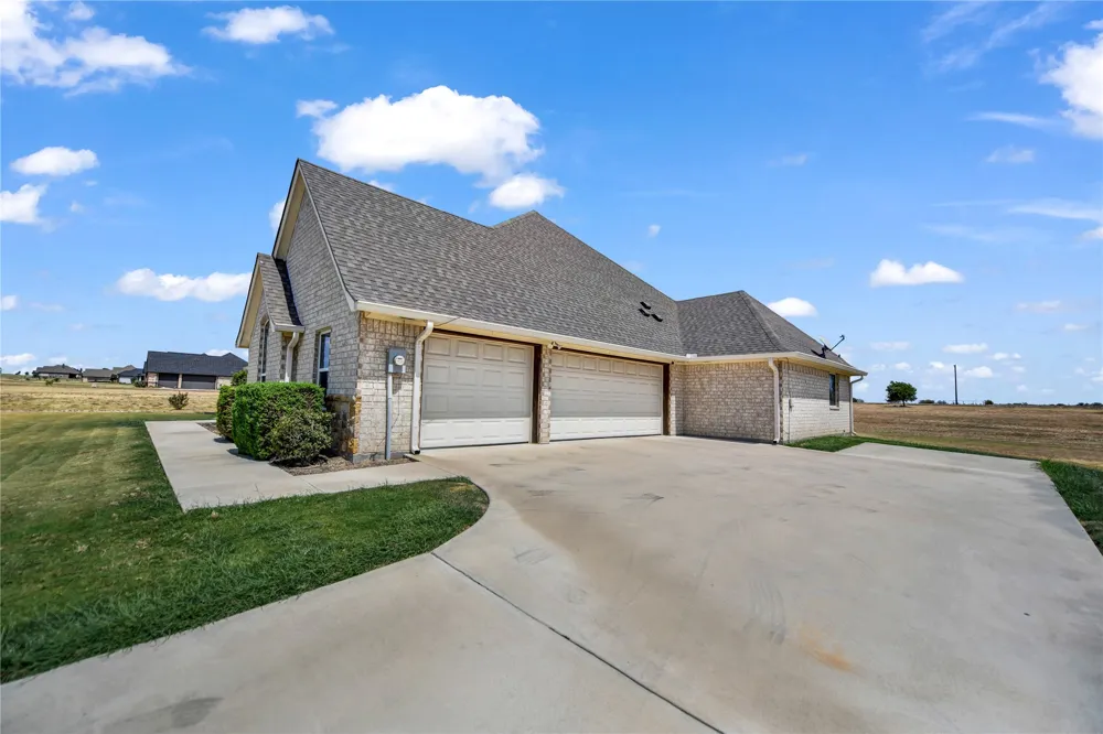 2011 Perkins Lane Weatherford, TX 76088