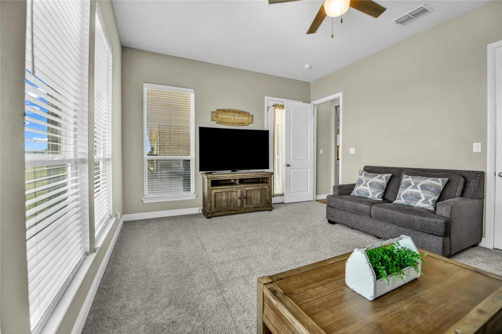2011 Perkins Lane Weatherford, TX 76088
