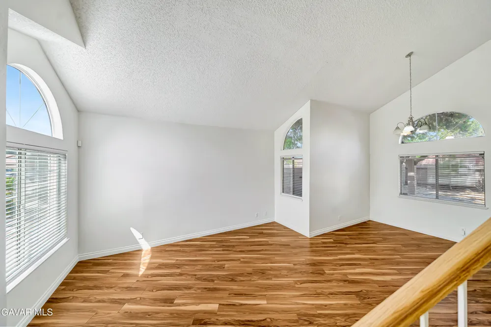 44636 17th Street Lancaster, CA 93535