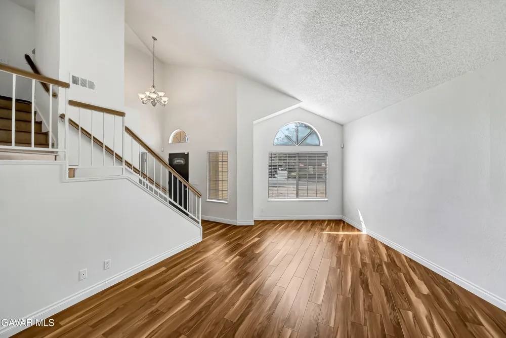 44636 17th Street Lancaster, CA 93535
