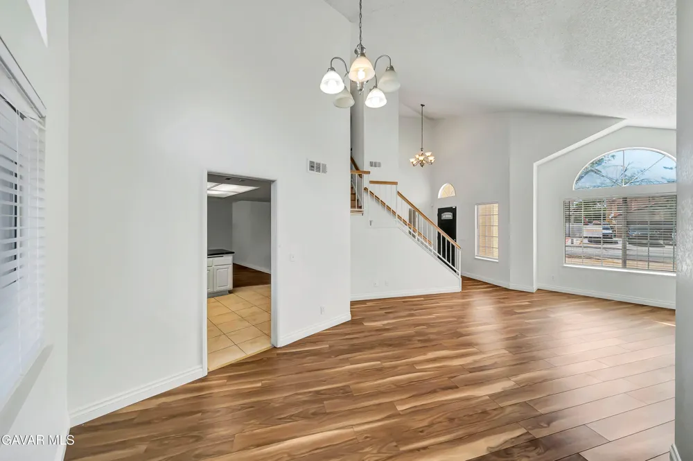 44636 17th Street Lancaster, CA 93535