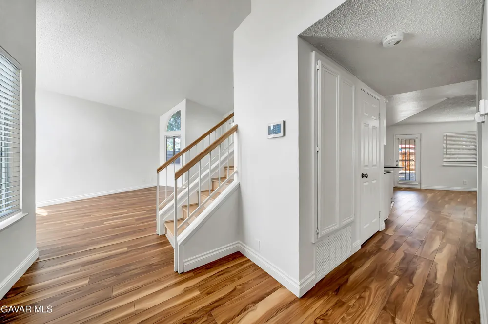 44636 17th Street Lancaster, CA 93535