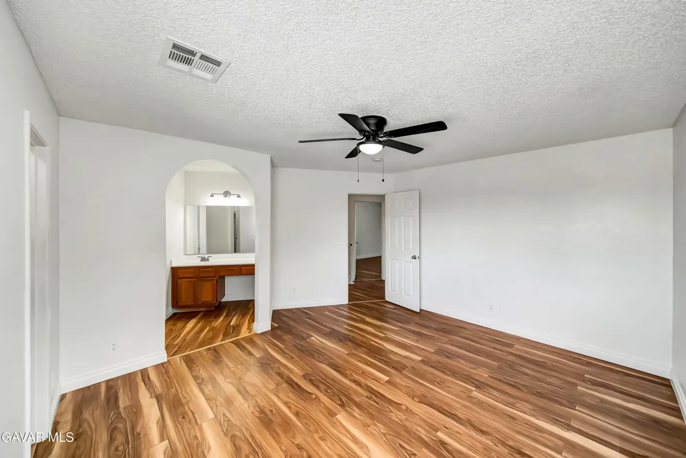 44636 17th Street Lancaster, CA 93535