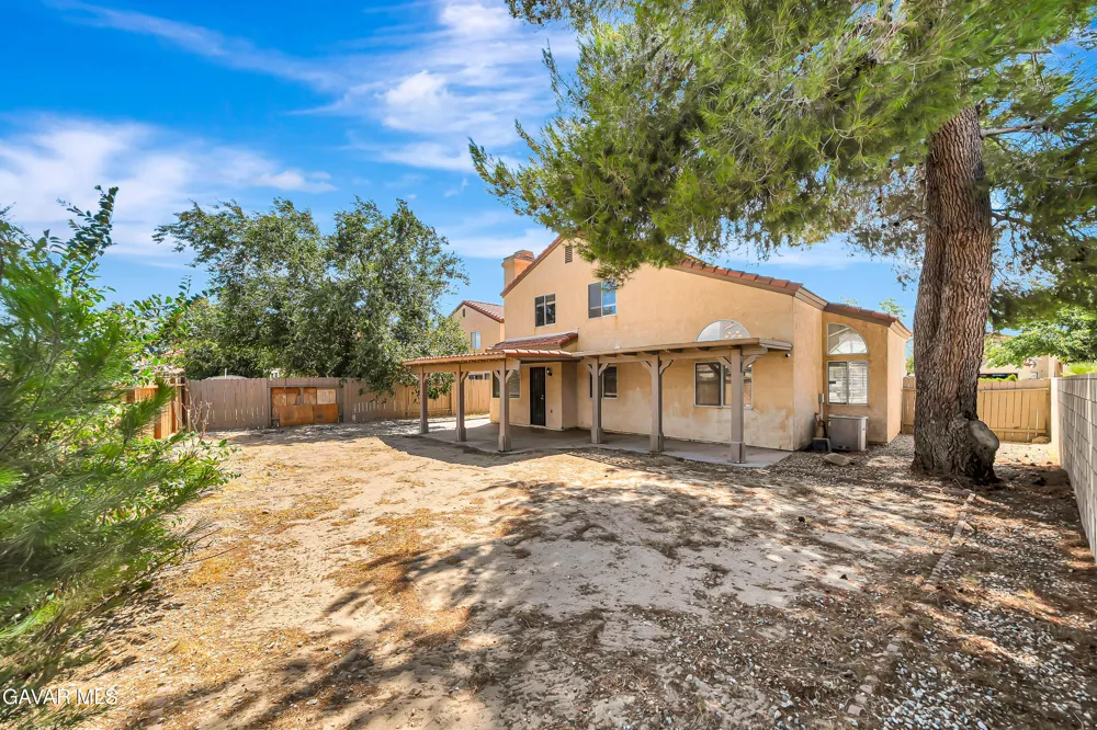 44636 17th Street Lancaster, CA 93535