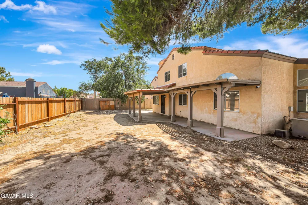 44636 17th Street Lancaster, CA 93535
