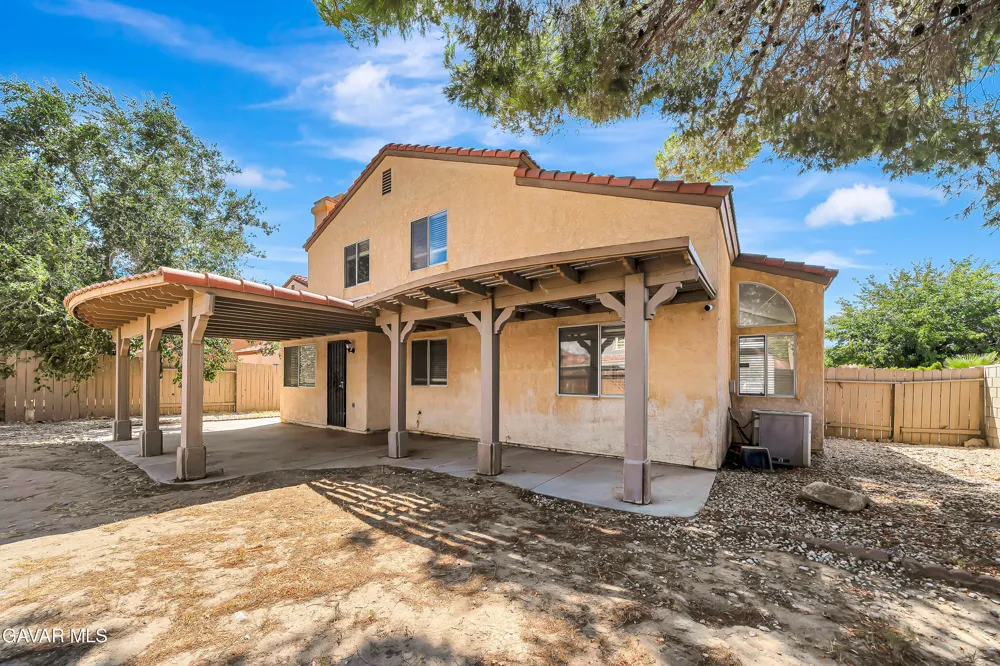 44636 17th Street Lancaster, CA 93535
