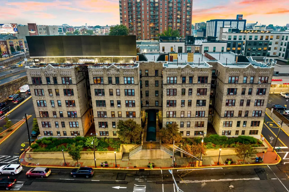 3315 PLEASANT AVE Union City, NJ 07087