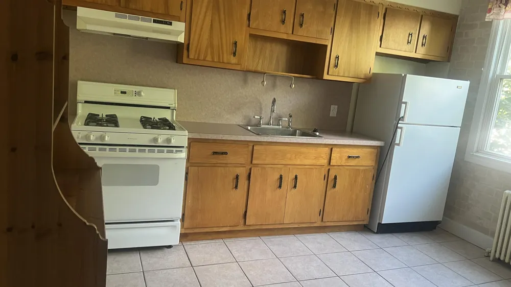 31 WEST 48TH ST Bayonne, NJ 07002