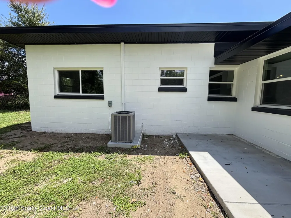 1041 Rosella Lane Titusville, FL 32780